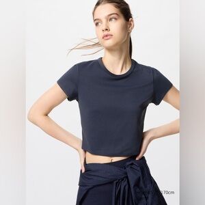 Uniqlo Airism 2 Crop Tops 1 Shorts Small